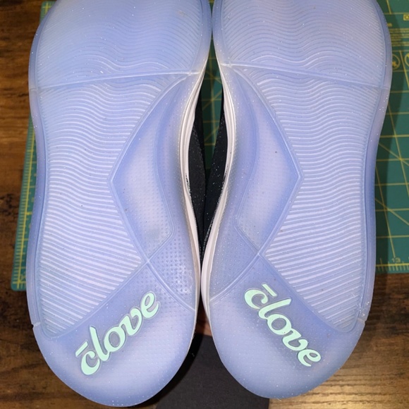 CLOVE Classic Sneaker- Night Shift SZ5 - Picture 6 of 7